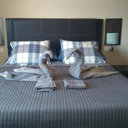 Riviera Park Apartment *